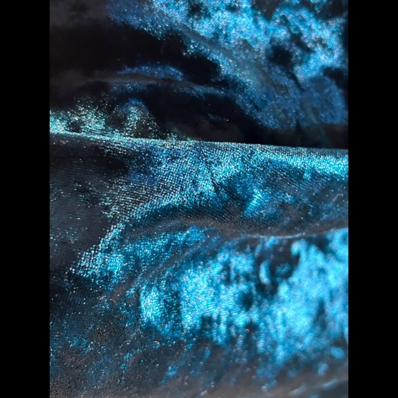 NWOT Eva Franco Blue Velvet Sleeveless Draped Neck Blouse Size 6 - Picture 11 of 13